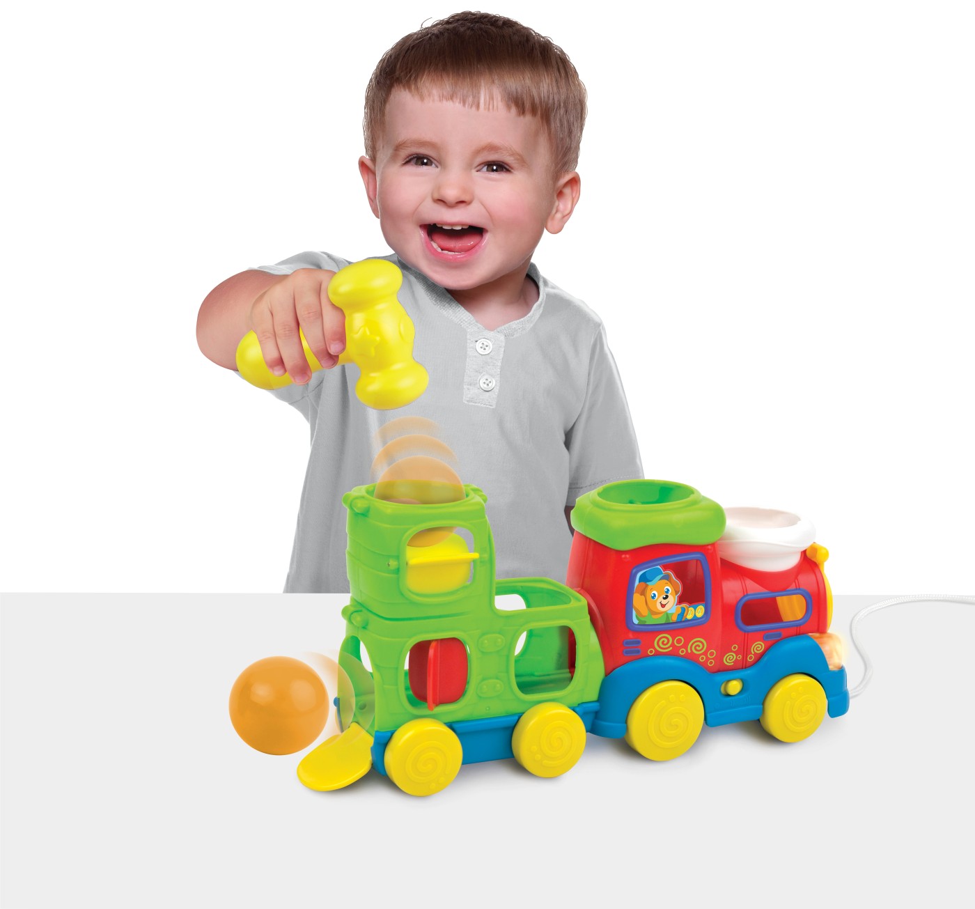 Trenuleț muzical Winfun cu bile, ciocan, lumini și șnur de tras