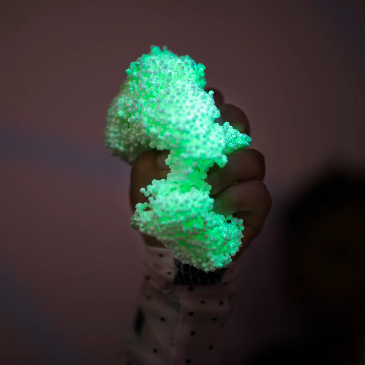 Spuma de modelat Playfoam reflectorizanta, 8 bucati, glow in the dark