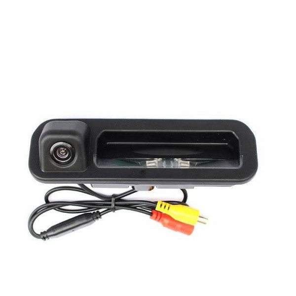 Cameră marșarier Ford Focus cu prindere pe mânerul portbagajului