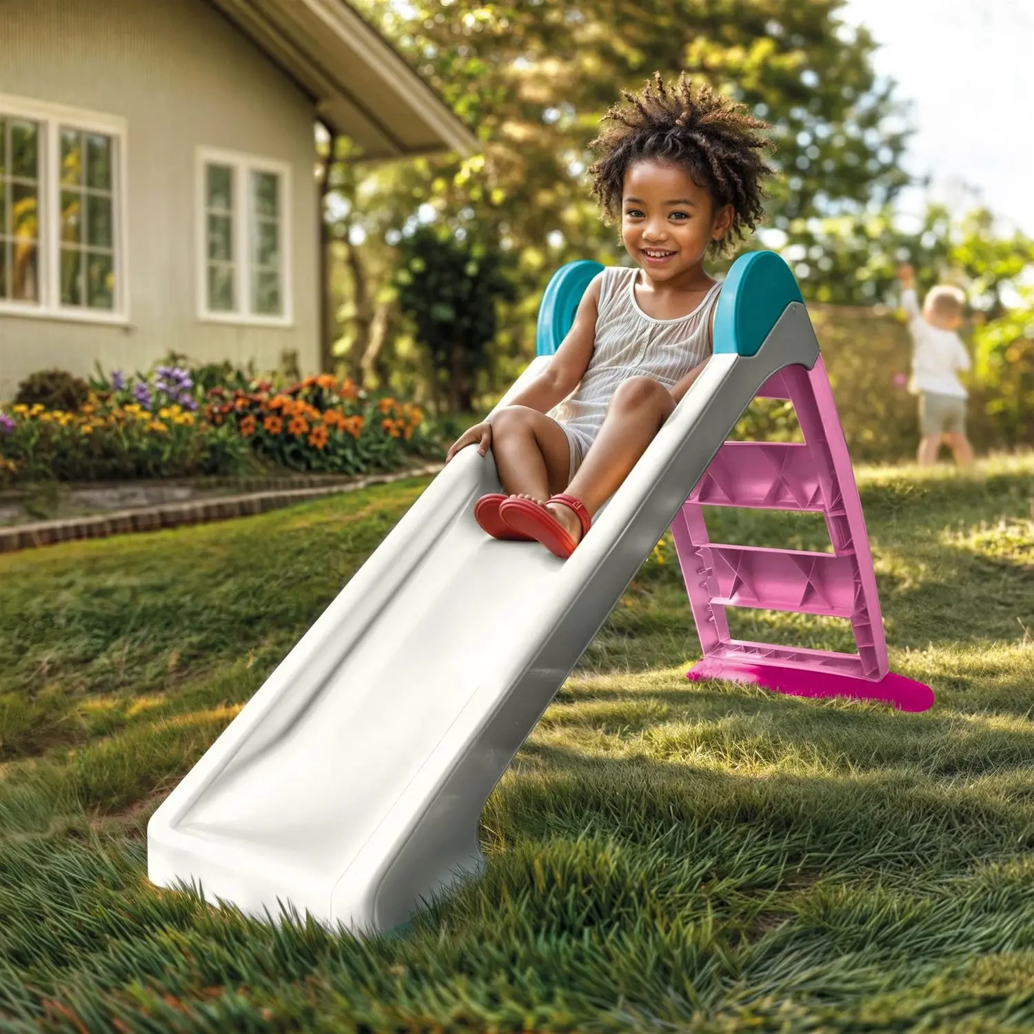 Tobogan pentru copii din plastic, alb si roz, pentru interior si exterior