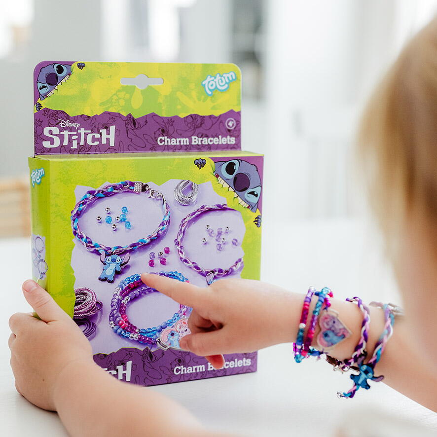 Set creativ de brățări cu pandantive Stitch pentru copii 4+