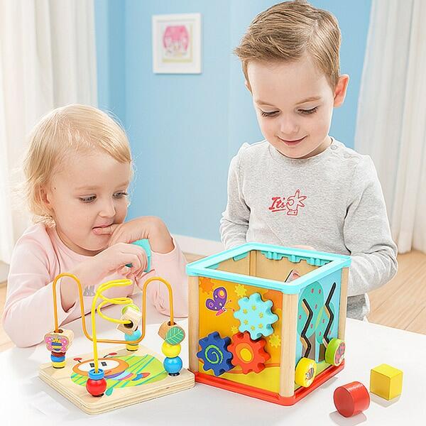 Centru de activitati 5 in 1 din lemn pentru copii - Gradina magica