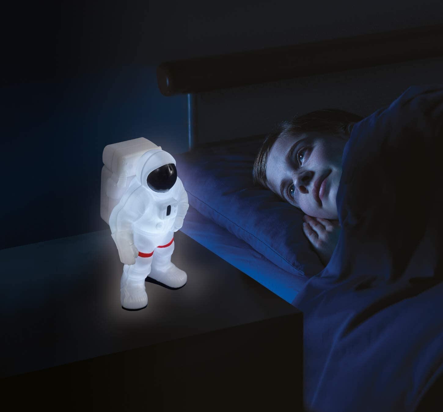 Lampa de veghe Astronaut pentru copii, cu glow in the dark si oprire automata
