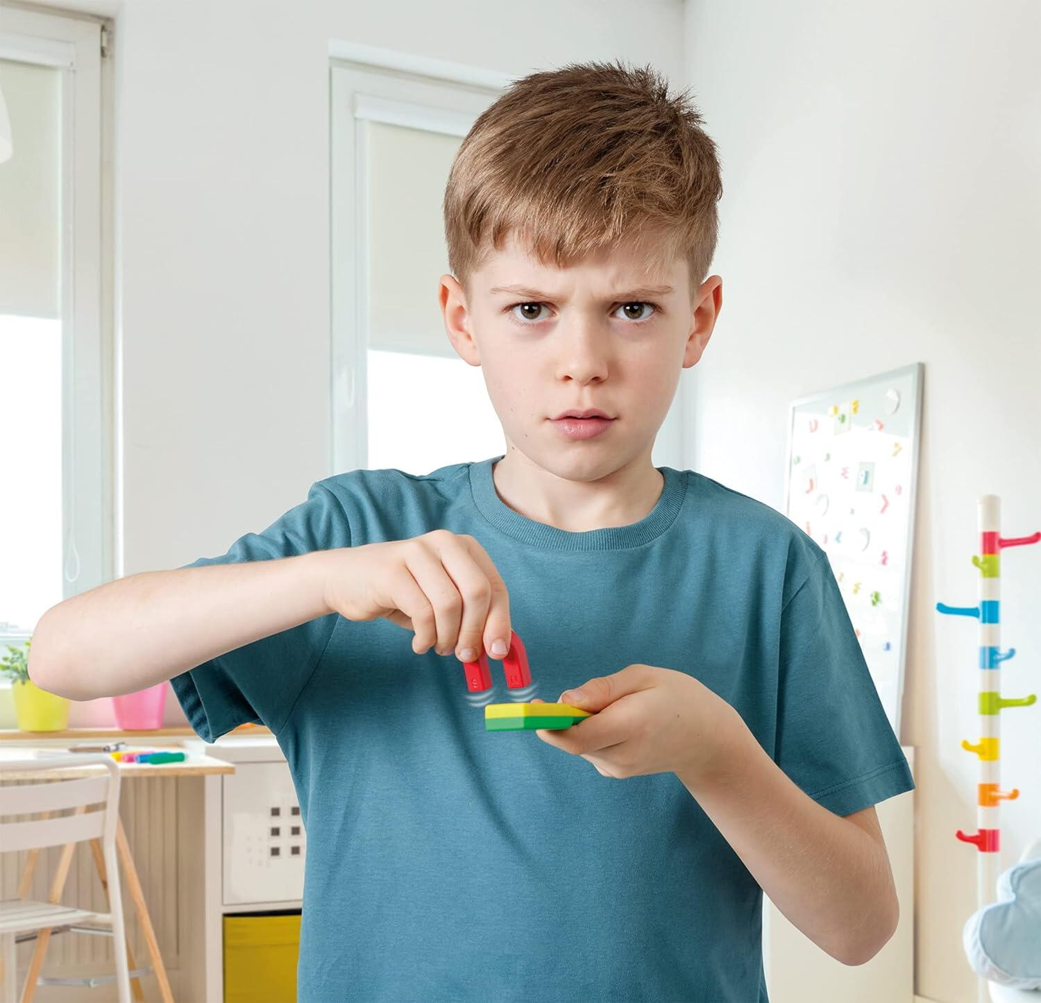 Set de experimente cu magneti pentru copii 4+ Brainstorm