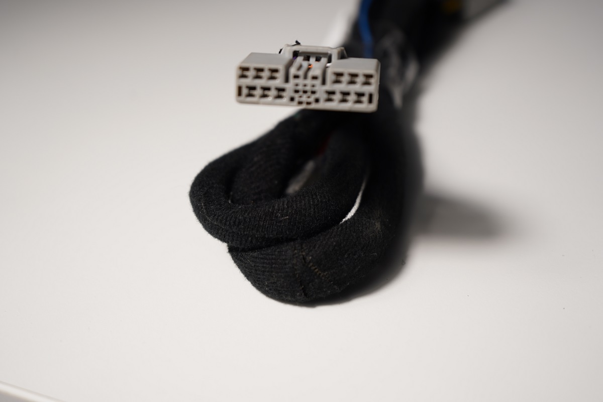 Cablaj plug & play Honda pentru amplificator DSP Nakamichi NDSK4285