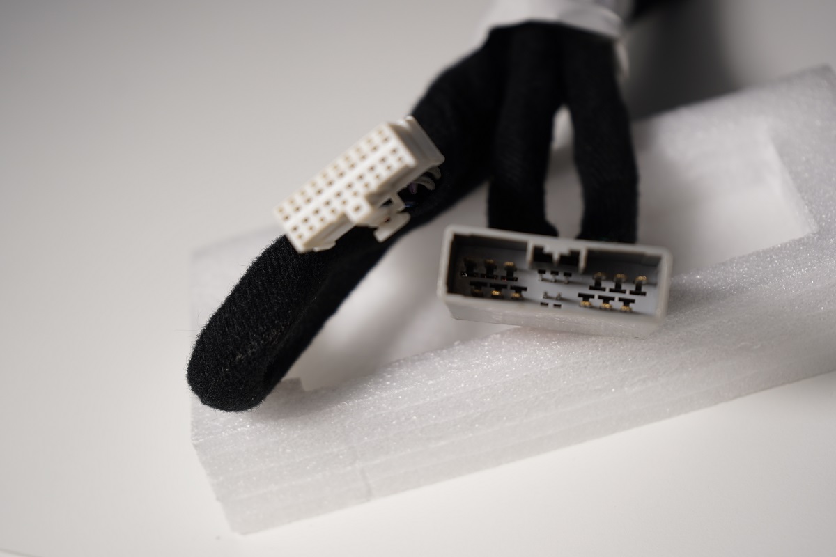 Cablaj plug & play Honda pentru amplificator DSP Nakamichi NDSK4285