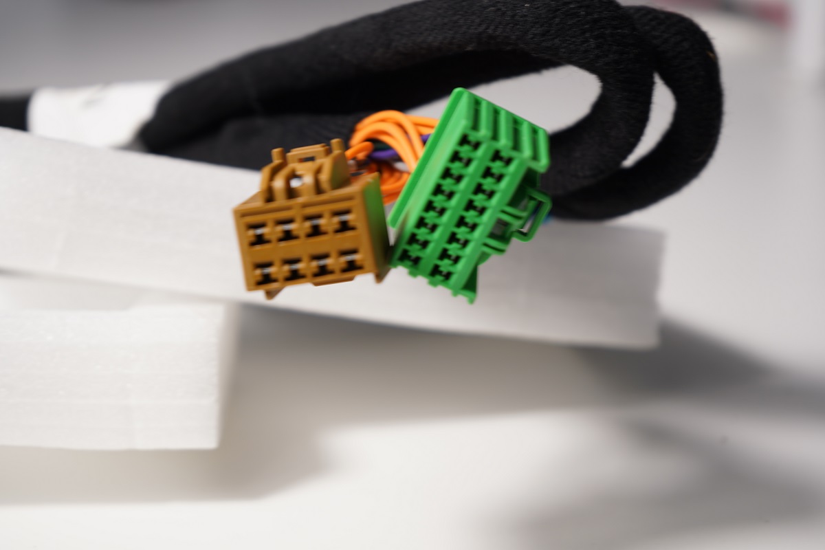 Cablaj plug & play Lincoln pentru amplificator DSP Nakamichi NDSK4285