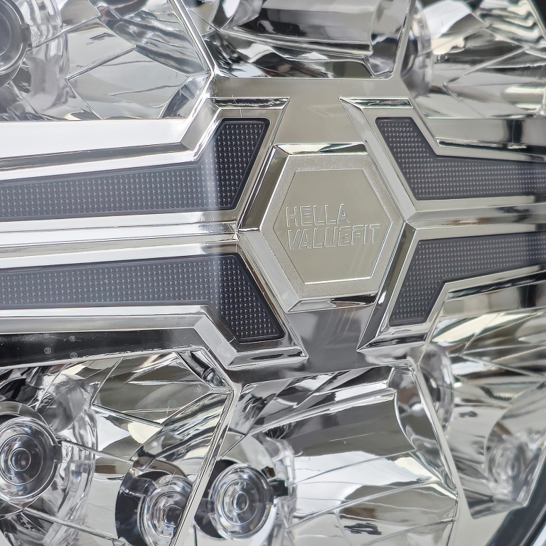 Set de 2 piese HELLA VALUEFIT Faruri auxiliare cu LED pentru faza lungă Black Blade 9˝ Rotund Legale Performance AutoTuning