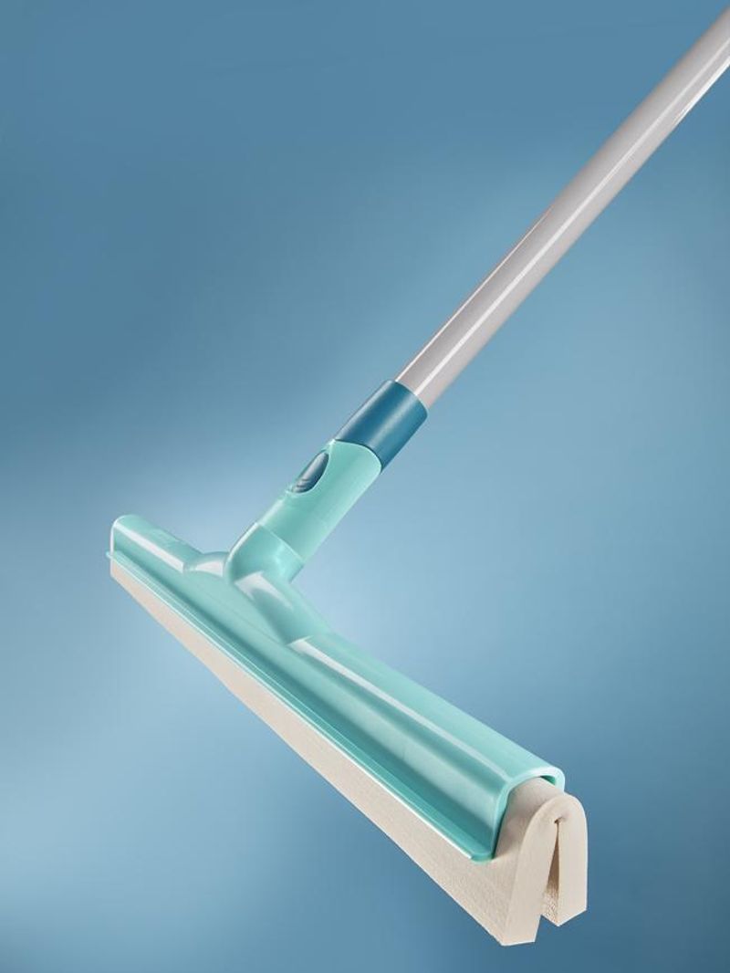 Stierka na kúpeľňovú dlažbu LEIFHEIT 56423, bez násady