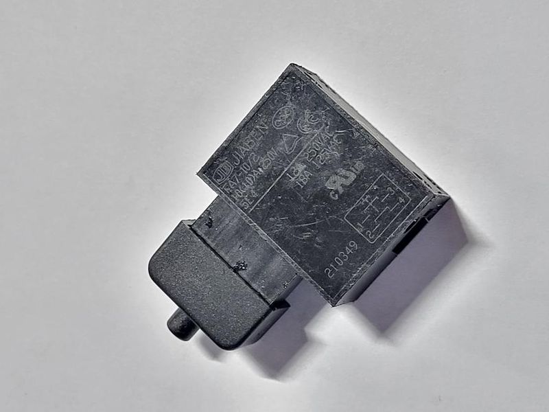 Întrerupător Worcraft MST14-210, piesa 20 pentru reparații