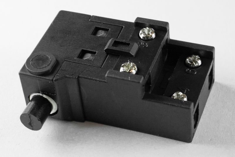 Întrerupător RH16-40 piesa 48 pentru scule electrice Worcraft