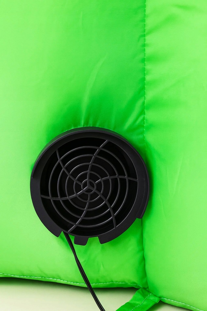 Decoratiune exterior gonflabila de Craciun cu Mos Craciun si casuta, iluminare LED, compresor integrat, 150 cm