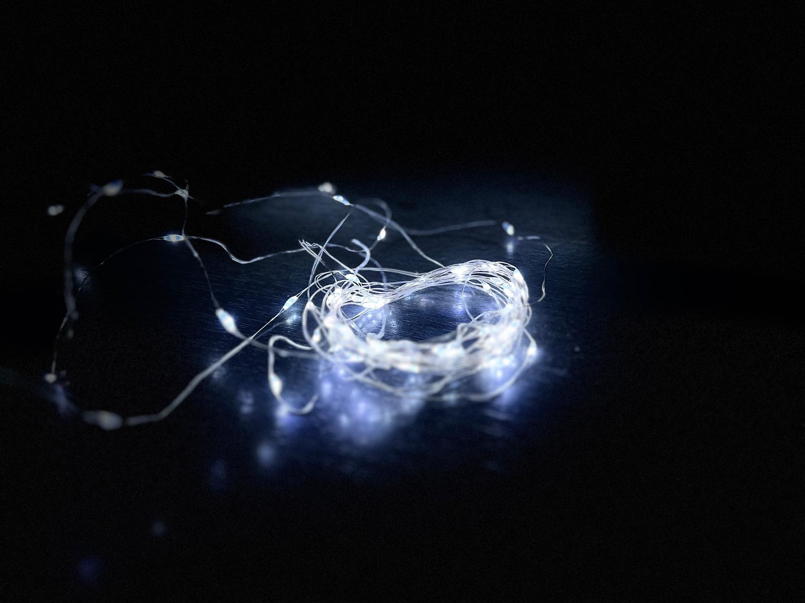 Ghirlandă luminoasă solară liniară, 100 LED-uri, 9,9 m, alb rece pentru exterior