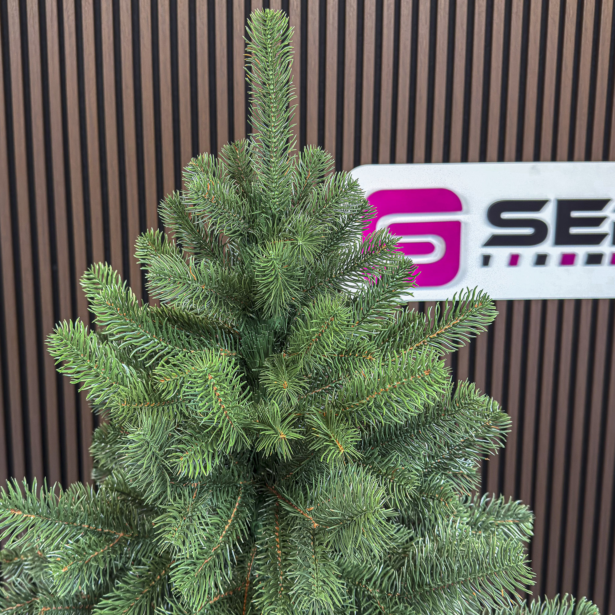 Brad artificial 3D Sersimo Kovalivka Select, 230 cm, suport metalic