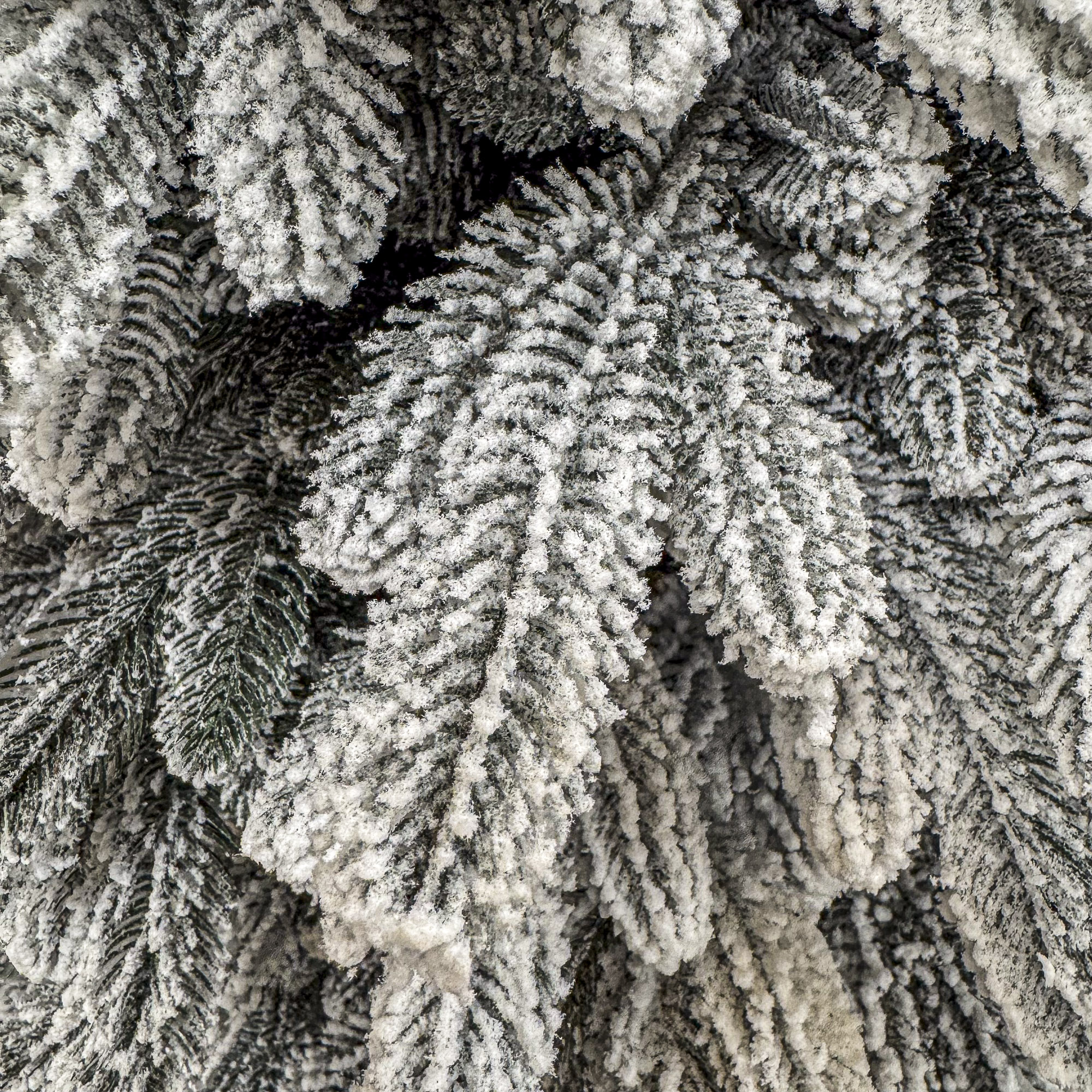 Brad artificial nins 3D Sersimo Laponia Select, 180 cm, suport metalic