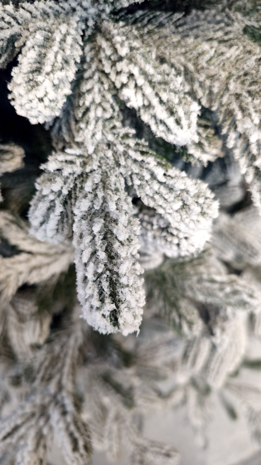 Brad artificial nins 3D Sersimo Viena Select, 210 cm, suport metalic