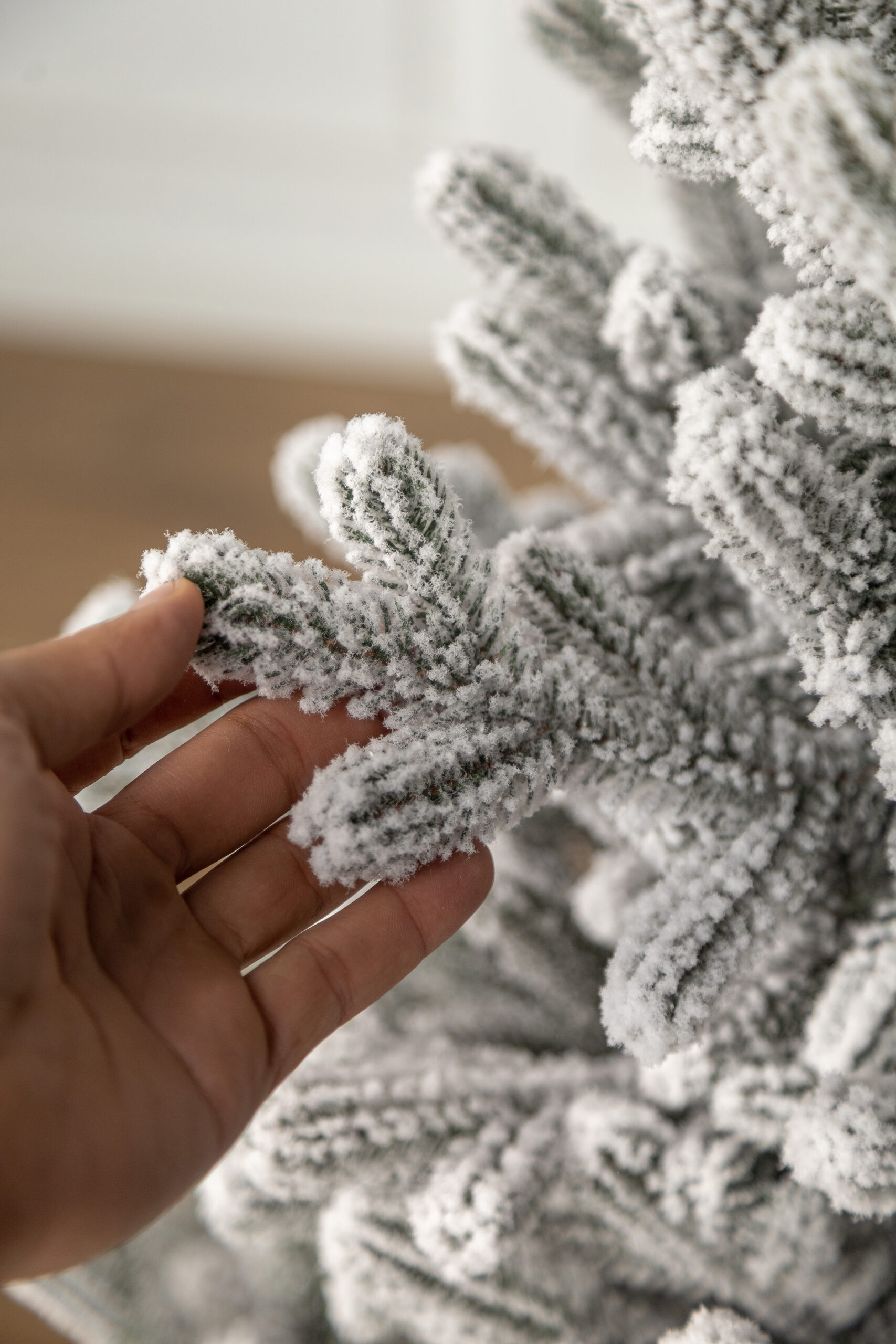 Brad artificial nins 3D Sersimo Viena Select, 210 cm, suport metalic