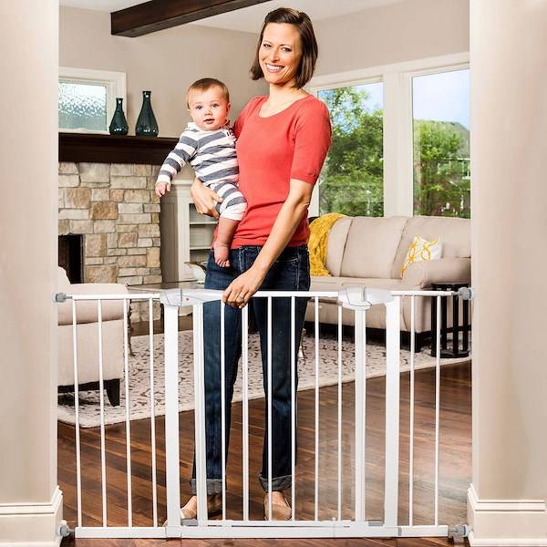 Poarta de siguranta pentru scari Safety Gate, 132-141 cm, otel alb