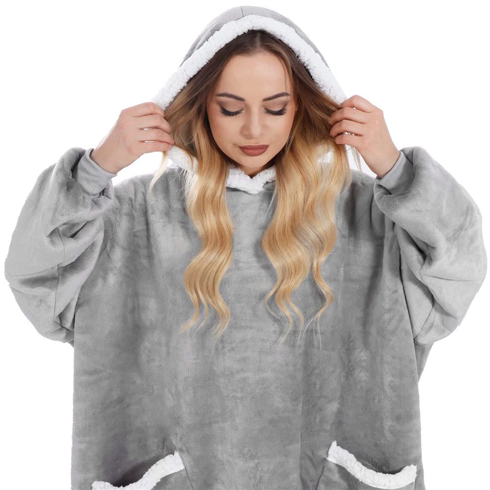 Pătură hanorac gri cu glugă, mâneci și buzunare, marime universală