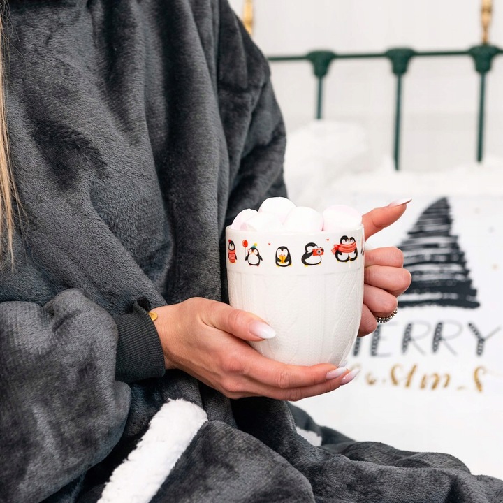 Patura hanorac pufoasa roz cu gluga, maneci si buzunare, universala