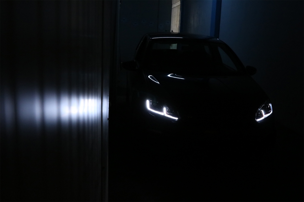 Faruri LED VW Golf 6 VI (2008-2013) Facelift G7.5 GTI Design Rosu Semnalizare Secventiala LHD Performance AutoTuning