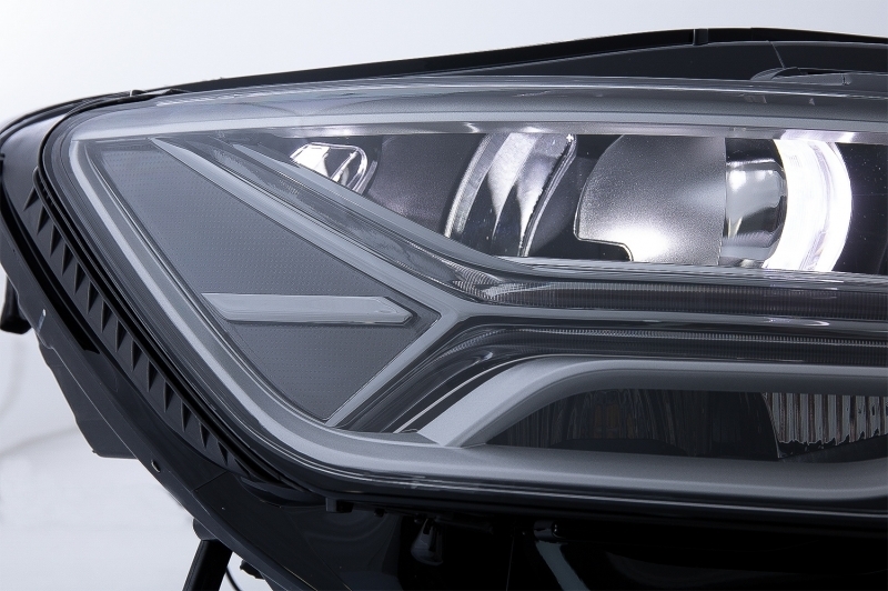 Bara Fata cu Faruri Full LED Semnalizare Dinamica Secventiala Audi A6 4G (2011-2018) RS6 Matrix Design Performance AutoTuning