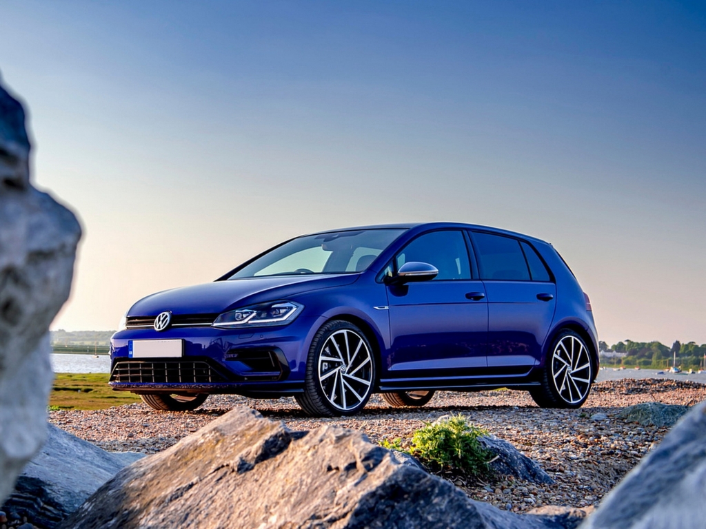 Bara fata compatibila cu VW Golf 7.5 (2017-2020) R Design Performance AutoTuning