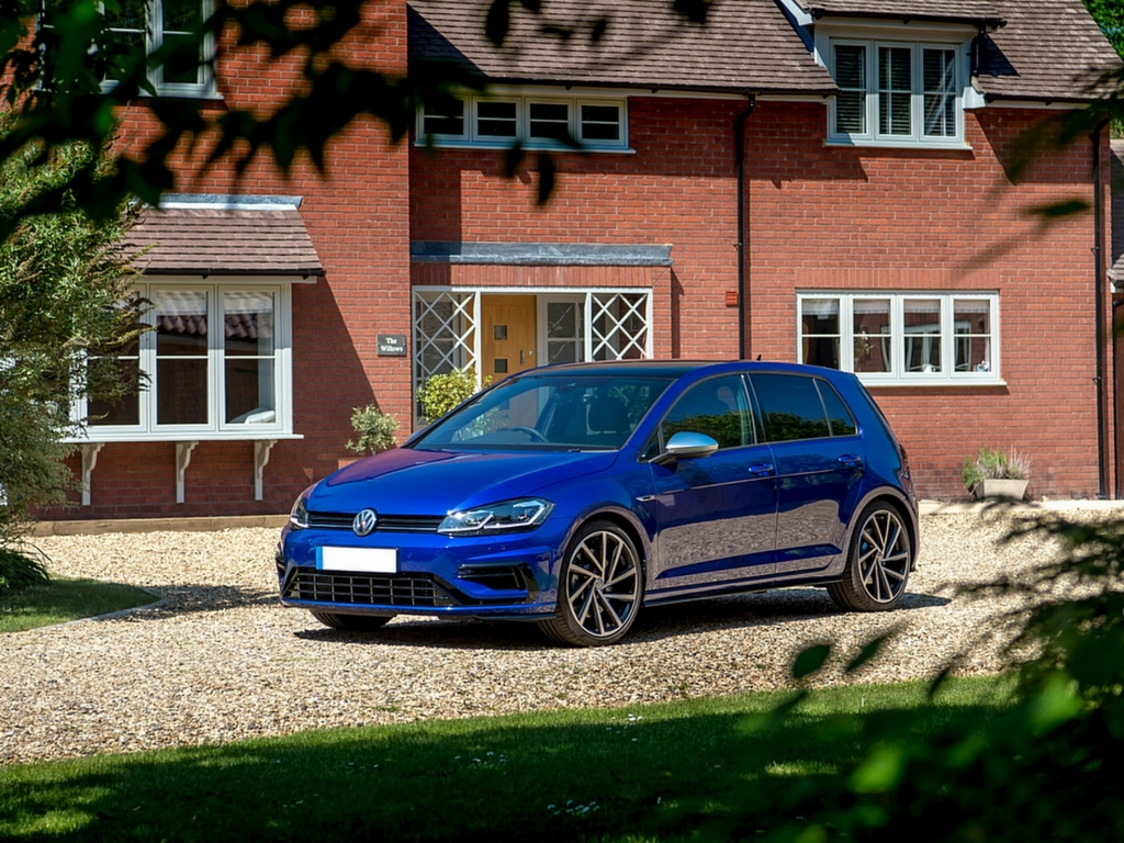 Bara fata compatibila cu VW Golf 7.5 (2017-2020) R Design Performance AutoTuning