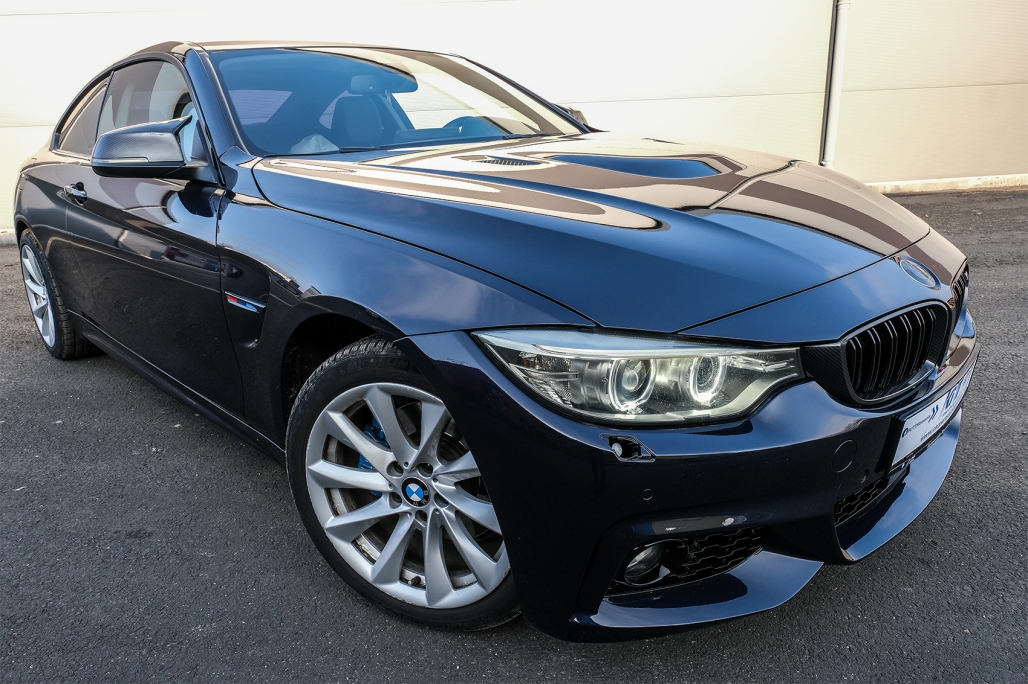 Capota compatibila cu BMW Seria 3 F30 F31 F35 (2011-2019) BMW Seria 4 F32 F33 F36 Gran Coupe (2011-2019) M3 M4 GTS Look Performance AutoTuning