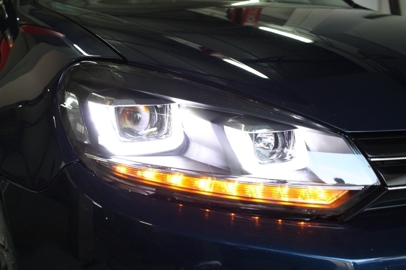 Pachet Complet Exterior VW Golf VI 6 MK6 (2008-2013) R20 Look cu Faruri LED RHD si Stopuri Full LED Semnal Secvential Dinamic Performance AutoTuning