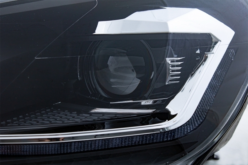 Pachet Complet Exterior VW Golf VI 6 MK6 (2008-2013) R20 Look cu Faruri LED si Stopuri Full LED Semnal Secvential Dinamic Performance AutoTuning