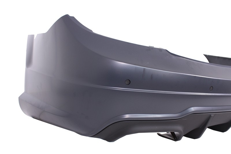 Pachet Exterior cu Grila Centrala Negru Lucios Mercedes C-Class W204 (2007-2014) Facelift C63 GT-R Panamericana Design Performance AutoTuning