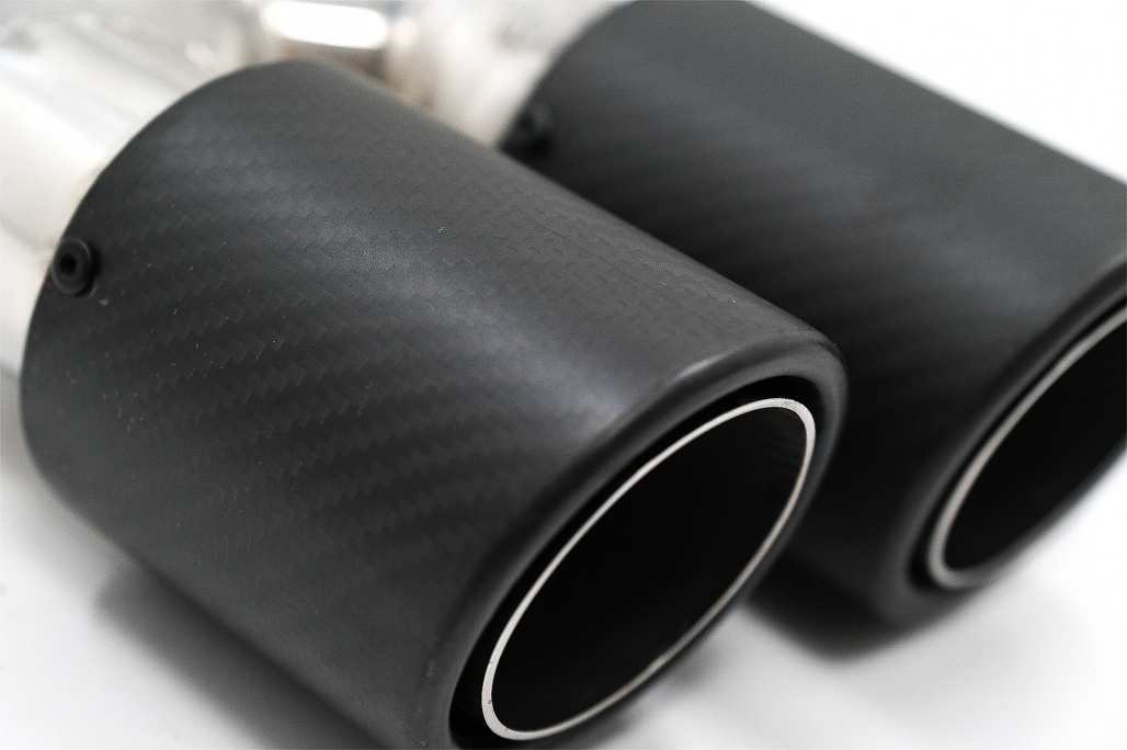 Pachet Exterior cu Toba Ornament Evacuare Fibra Carbon Mat Orificiu de admisie 5.8 cm Partea Stanga BMW Seria 5 F10 (2011-2014) M-Technik Design Performance AutoTuning