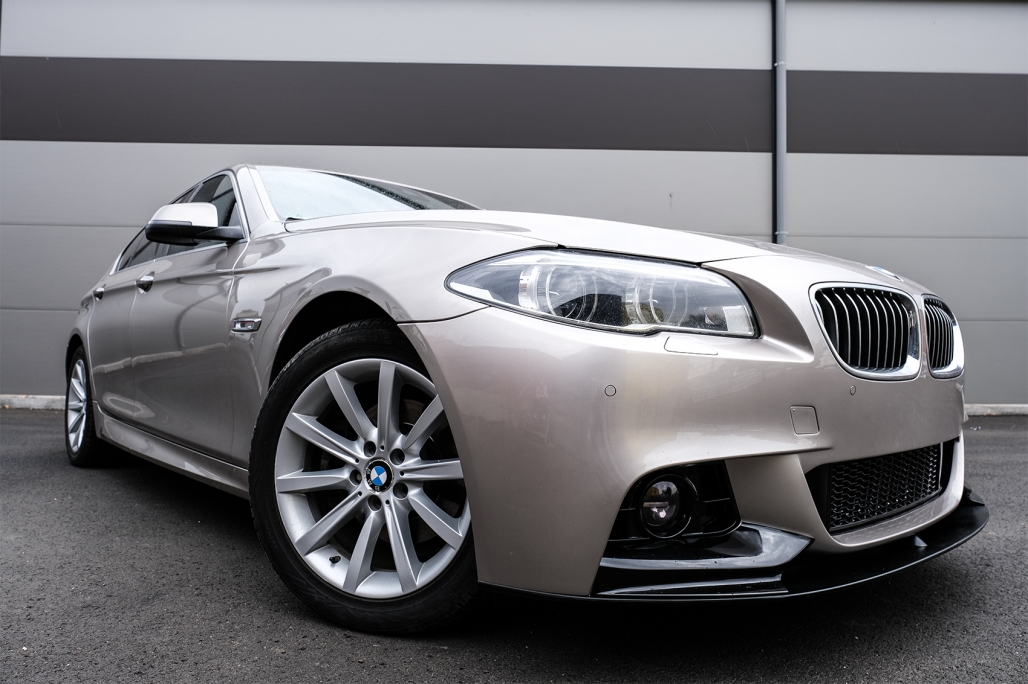 Pachet Exterior cu Toba Ornament Evacuare Fibra Carbon Mat Orificiu de admisie 5.8 cm Partea Stanga BMW Seria 5 F10 (2011-2014) M-Technik Design Performance AutoTuning