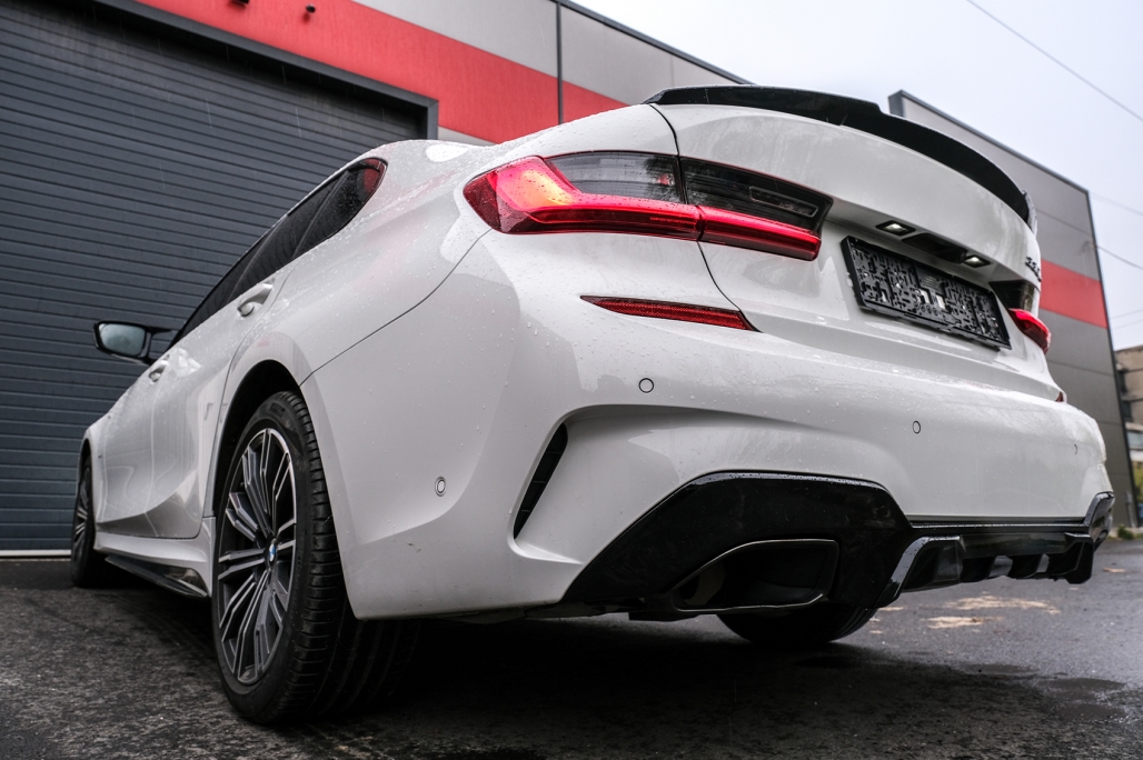 Pachet Exterior Extensii BMW Seria 3 G20 Sedan G21 Touring (2018-2022) M340i Competition Design Negru Lucios Performance AutoTuning
