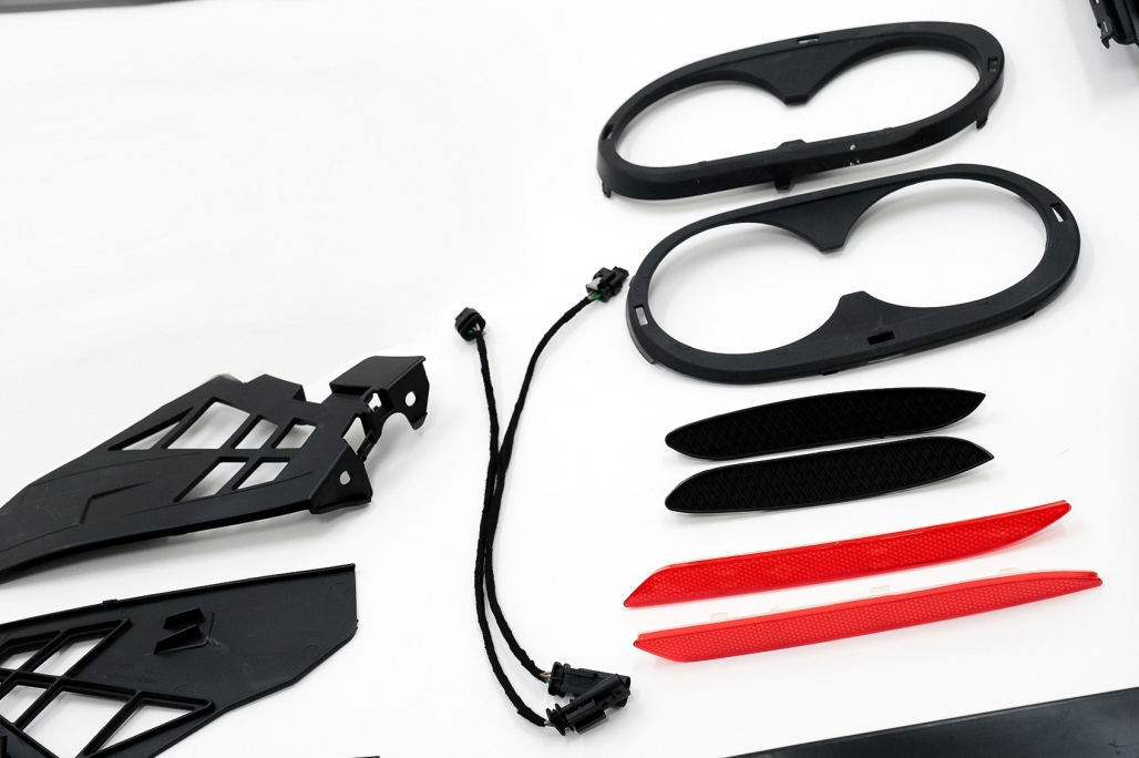 Pachet Exterior Complet Mercedes A-Class W177 5 Usi Hatchback (2018-Up) A45 Design Performance AutoTuning