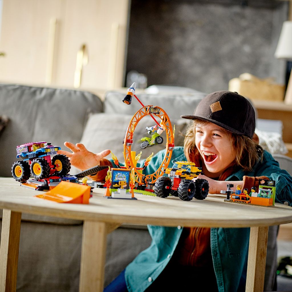 LEGO CITY ARENA DE CASCADORII 60295 SuperHeroes ToysZone