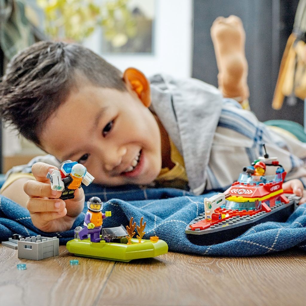 LEGO CITY BARCA DE SALVARE A POMPIERILOR 60373 SuperHeroes ToysZone