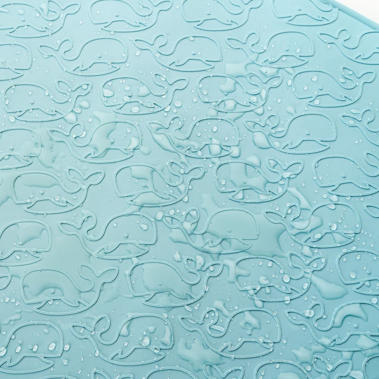 Covoras de baie antialunecare cu ventuze, din cauciuc natural, antibacterian, oval, 42 x 25 cm, albastru, MyHappyBath Mat, Reer 76023 Children SafetyCare