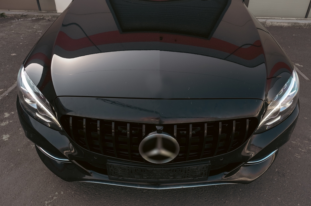 Grila Centrala Mercedes C-Class W205 S205 A205 C205 (2014-2018) GT-R Panamericana Design Negru Performance AutoTuning