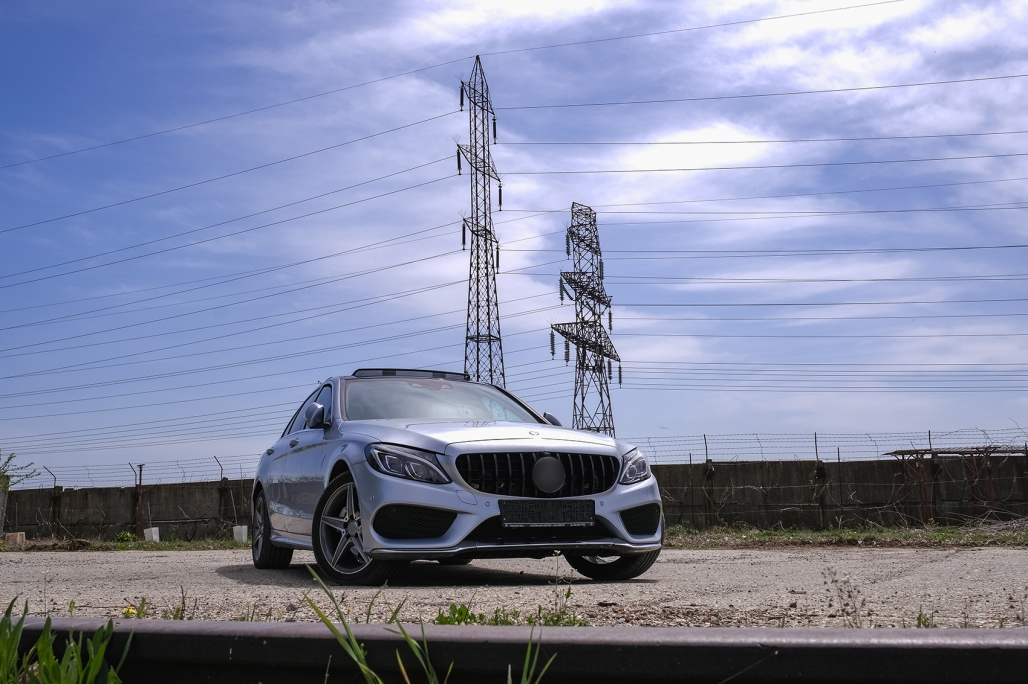 Grila Centrala Mercedes C-Class W205 S205 A205 C205 (2014-2018) GT-R Panamericana Design Negru Performance AutoTuning