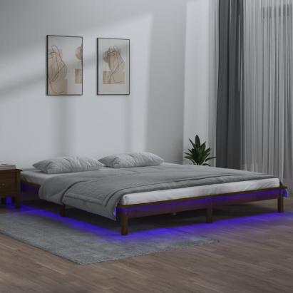 Cadru de pat cu LED, maro miere, 200x200 cm, lemn masiv GartenMobel Dekor