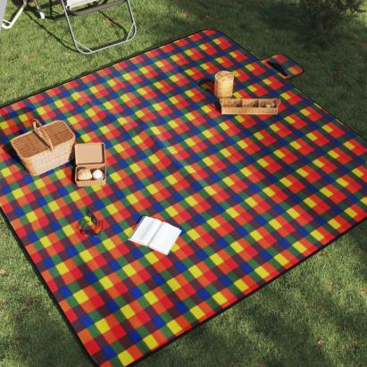 Pătură picnic pliabilă, carouri multicolor, 200x200 cm catifea GartenMobel Dekor