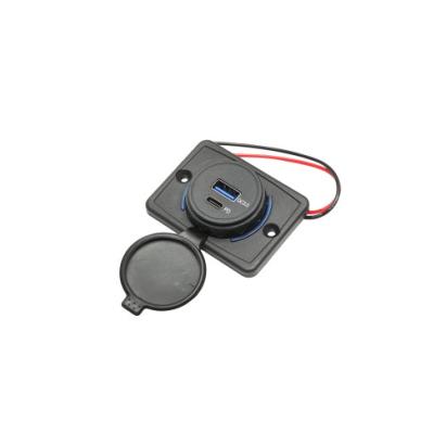 Incarcator auto universal dublu 12-24V Tip C USB  Cod: BK69982 Automotive TrustedCars