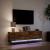 Comodă TV de perete cu lumini LED, stejar fumuriu, 140x31x38 cm GartenMobel Dekor
