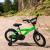 Bicicleta cu roti ajutatoare, 16 inch, v-brake, scaun ajustabil, cadru otel, jante aluminiu, aparatoare lant/noroi, verde MultiMark GlobalProd