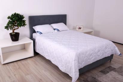 Pilota 200×220 cm microfibra striata, SomnART premium, alba matlasata model nor mare, 400 g, de iarna Relax KipRoom