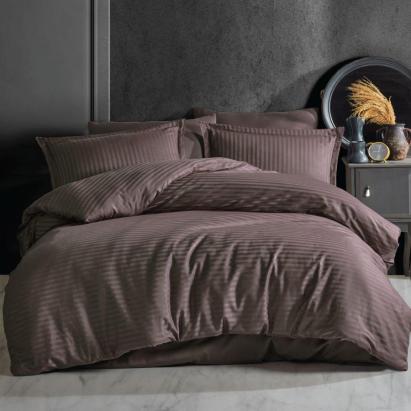 Lenjerie de pat pentru 2 persoane XXL, Bumbac Damasc 100%, 4 piese, Cearceaf pat 240x260, Cearceaf pilota 200x230, Fete de perne 50x70 x 2, maro Relax KipRoom