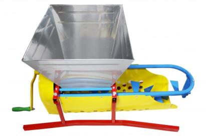 Zdrobitor desciorchinator manual de struguri FarmGarden AgroTrade