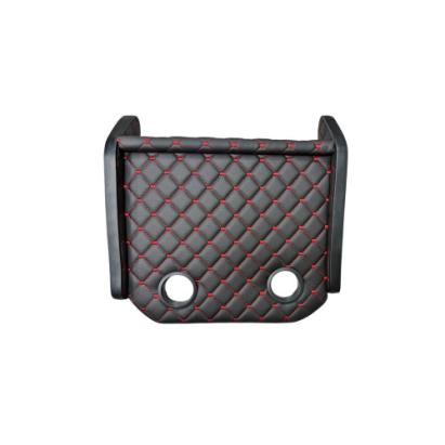 Masa de bord cu 2 suporti pentru pahare ,piele ecologica culoare Negru cusatura Rosie compatibila  Iveco Daily 2014-> Automotive TrustedCars